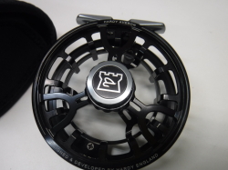ハーディ　Hardy　アヴェロン　Averon 7000　6/7/8　チタニウム ハーディ Hardy アヴェロン Averon 7000 6/7/8 チタニウム リール